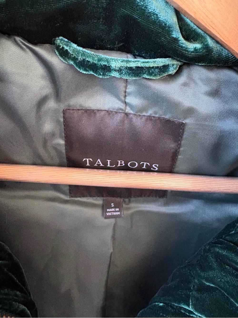 Talbots Velvet Dow  Vest in Emerald Green - Picture 4 of 5